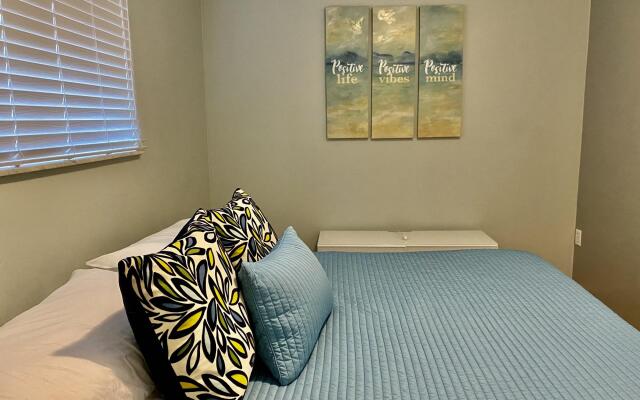 Beautiful retreat Home Near Auburn Hills/Waterford