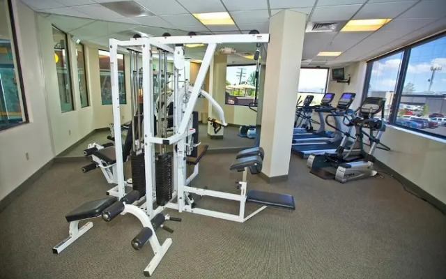 Carson Valley Motor Lodge & Suites