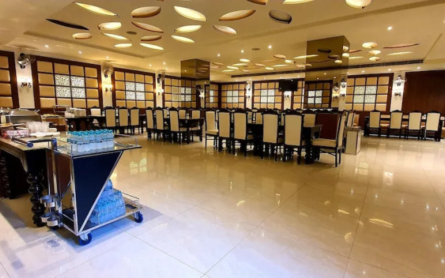 Hotel Makhan Residency