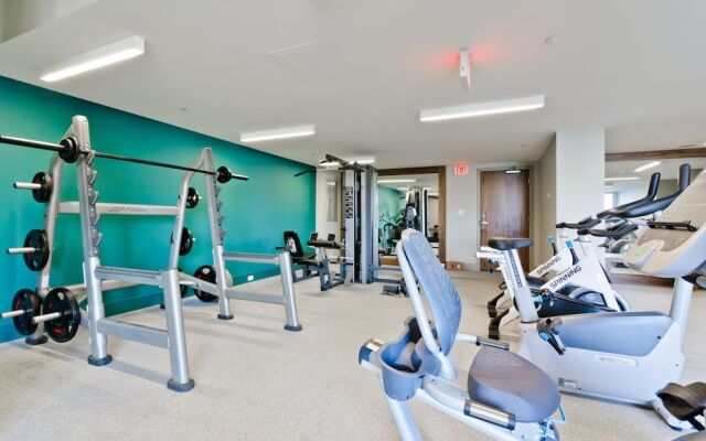 Suite Digs Waterfront