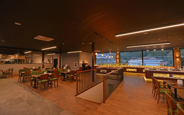 Belcekum Beach Hotel