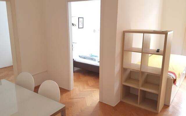 Sobieski City Apartment 12