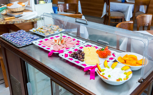 Fitos Inn Guest House