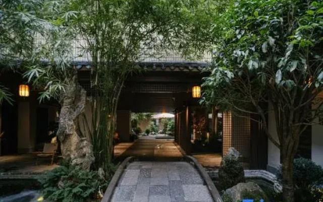 Yiqianlingyiye Courtyard-Style Hotel (Shaoxing Shusheng Guli Cangqiao Old Street)
