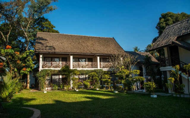 Parasol Blanc Luang Prabang