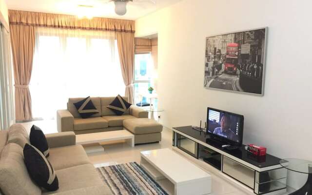 Marc Residence B12-03 by SYNC