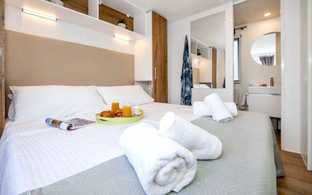 Mobile Homes Adriatic Camping Bi Village