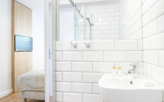 Smart Hotel Garnizon