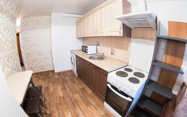 Огни Саратова на улице имени И.В. Мичурина 18/68