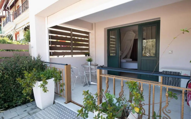 Alexandros Studios
