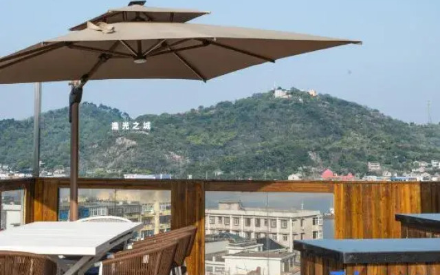 Heman Vinelea Zijinyuan Hotel (Xiangshan Shipu Fishing Port Ancient City Scenic Area)