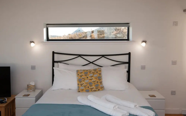 Croft 7 Geary Self Catering Studio