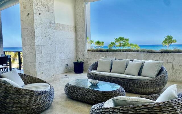 Beachfront Luxury Pent-House at Aquamarina, Cap Cana