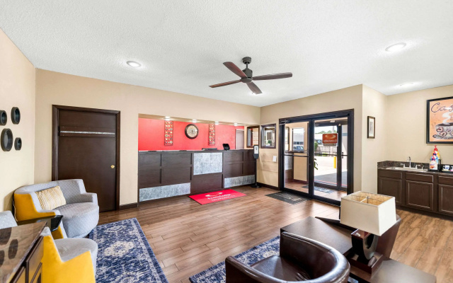 Econo Lodge Texarkana I-30