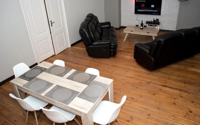 Large Vacation Apartments in the Old Town