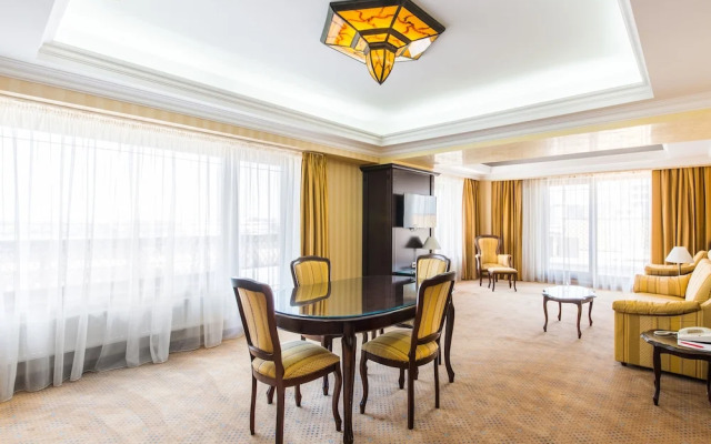 Ramada Hotel and Suites Bucharest North