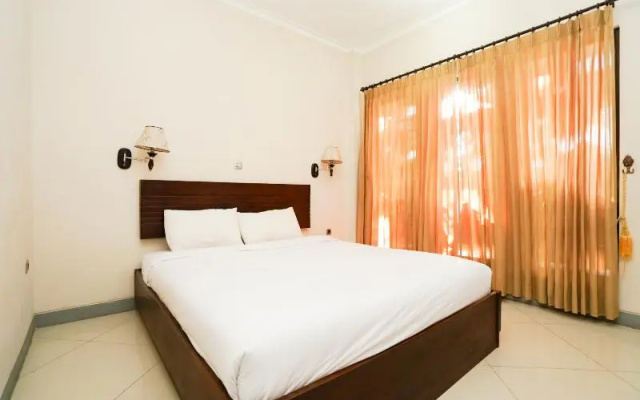 Oyo 1430 Hotel Ratna Syariah