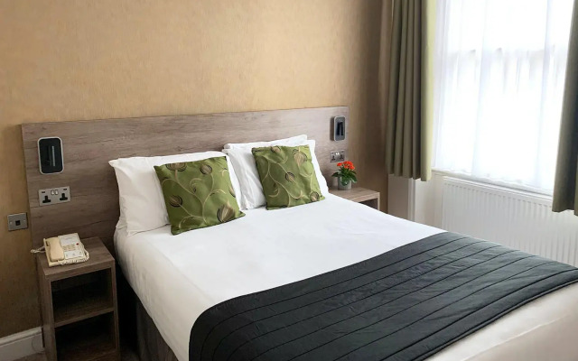 Kensington Gardens Hotel
