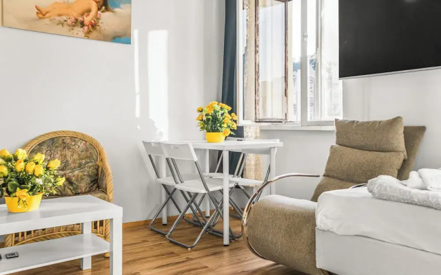 Affordable 2BR Apt Near Danube