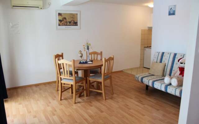 Apartments Lozica