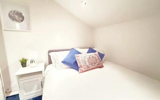 25min to Central - Zone 2 - Free Parking - Sleep 6