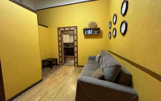 Апартаменты на 1-ой линии Васильевского острова