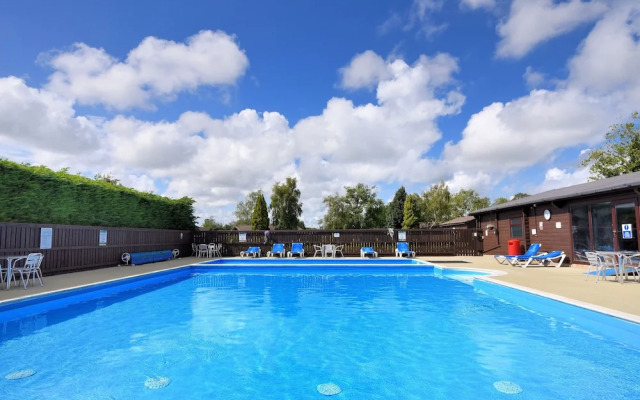 4 Pinewood Retreat