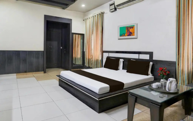 M2 Hotel & Restaurant