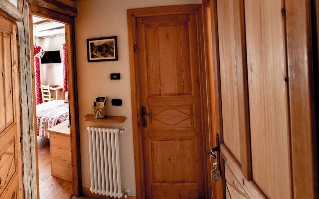 Le Petit Fenestrelle