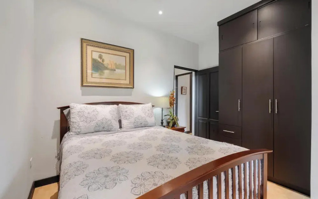 Suite 4 - Sloth Pool&Beach 3 BR Condo