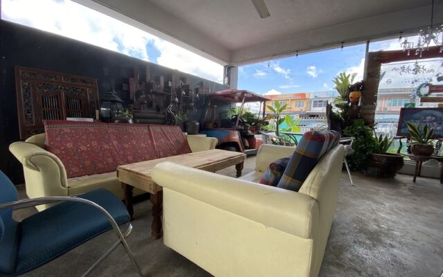 OYO Home 90295 Beacon Homestay Kuching