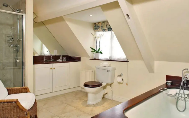Weir Cottage
