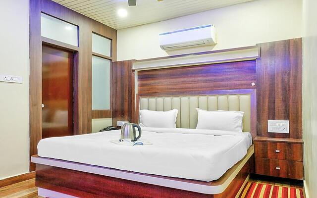 Fabhotel Saumendra