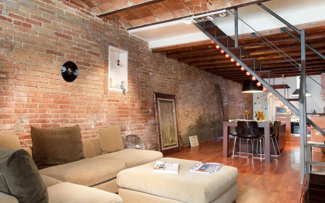 Click&Flat Sagrada Familia Apartments