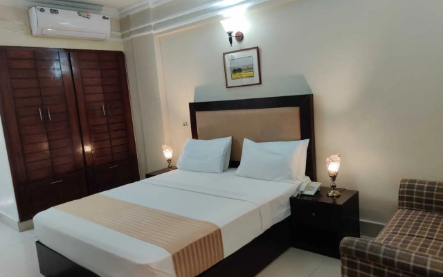 Pak Continental Hotel