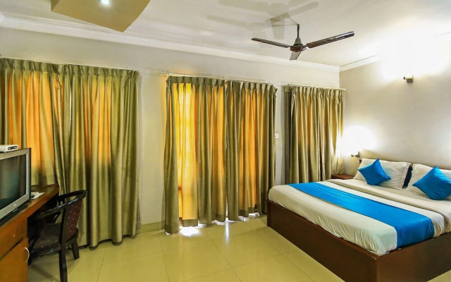 FabHotel Aston Service Apartments