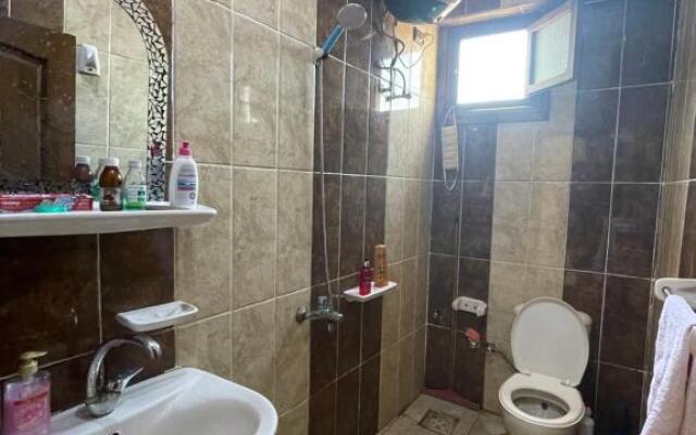 The Mountain View Apartment