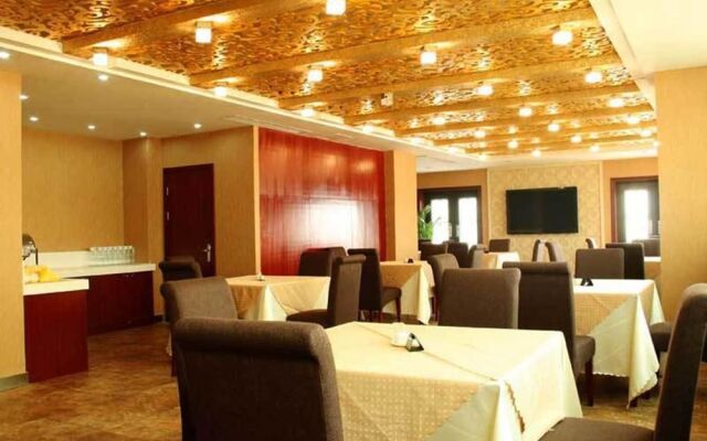 Jiujiang Chengtou Hotel