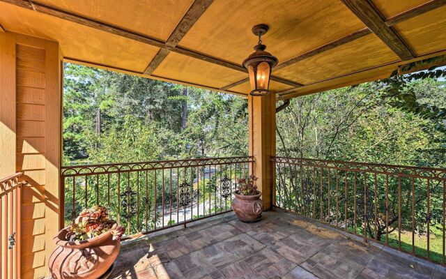 Spacious Conroe Home w/ Foosball & Pool Table!