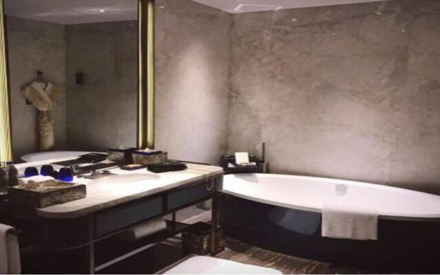 Wanda Reign Chengdu