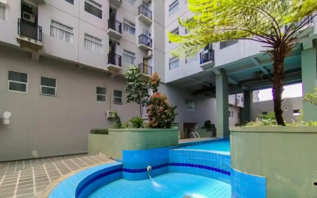 Urban Designed 3Br At Grand Asia Afrika Apartment