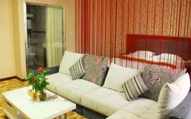 6+1 Business Hotel