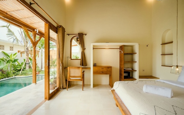 Villa Canggutopia 1 by Alfred in Bali - Tropical Hideaway 1BR Pool Villa Prime Location Canggu Beach – Guest Rooms – Canggu