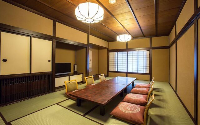 Higashi Ishikawa Ryokan