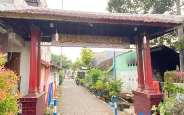 RedDoorz Syariah @ Panglima Sudirman Pasuruan