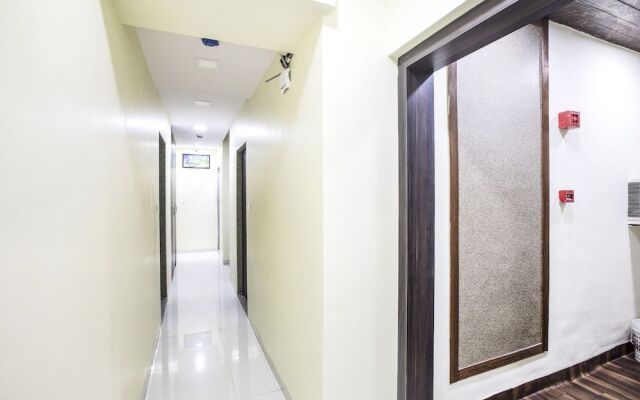 FabHotel The Grand Kohinoor Vashi