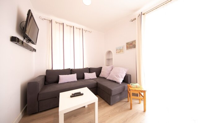 Kefa Holiday - Sofia Apartment