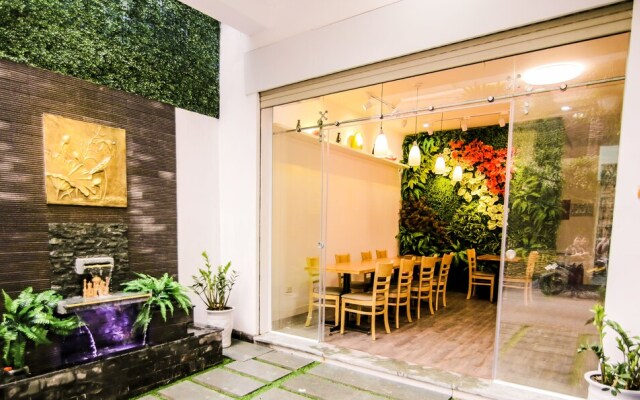 Himalaya Phoenix Apartment & Hotel