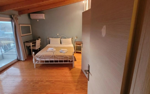 Lefkada Center Apartments