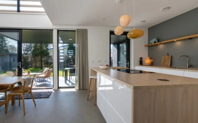 Holiday Home Near Veerse Meer With Garden